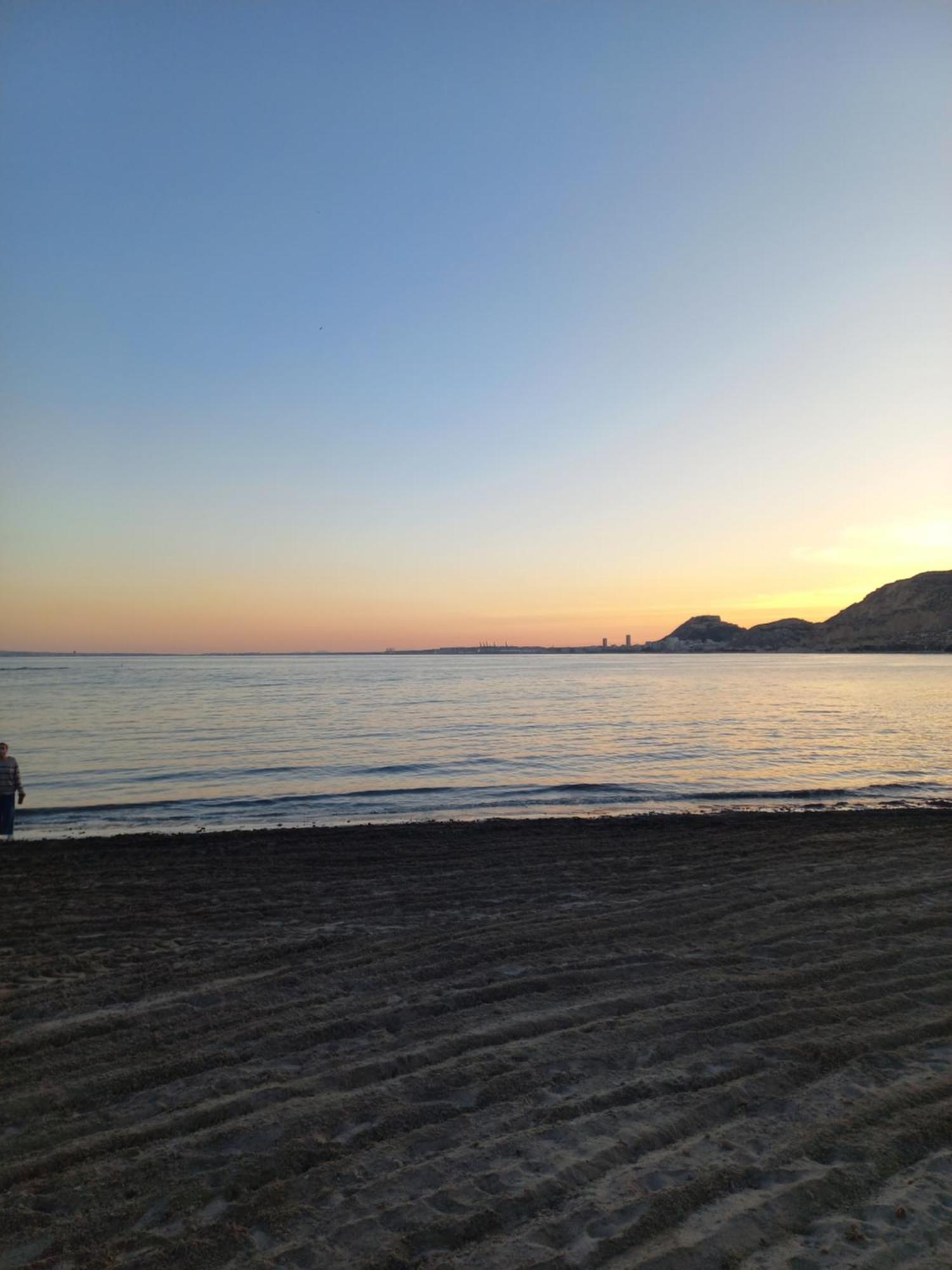 La Remera Playa Alicante Buitenkant foto